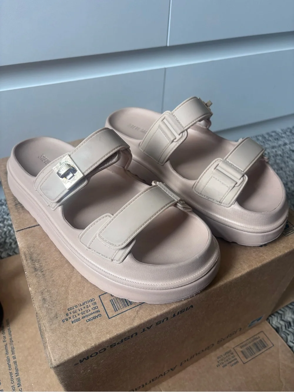 Steve Madden Beige Dual Strap Platform Slides